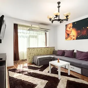Stone Gate #2 Apartament