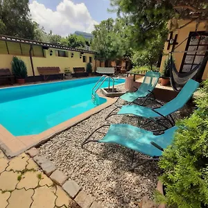 Casa Mica Pensión